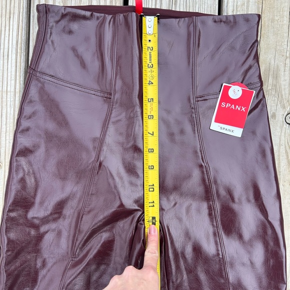 NWT SPANX FAUX PATENT LEATHER Leggings Pants Ruby Shine size M TALL Shiny Fun - Picture 10 of 11